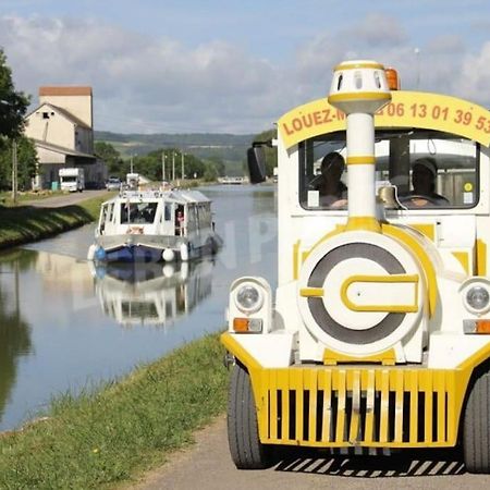 Spacieuse Maison De Mamie ! Pouilly-en-Auxois Eksteriør billede